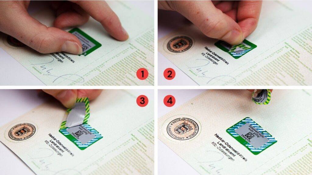 Entfernen der Schutzfolie für die Auto Online Abmelden