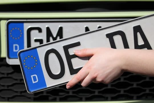 kann ich mein auto online abmelden